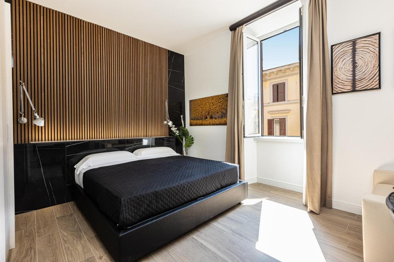 Kosmo Luxury Pensión *